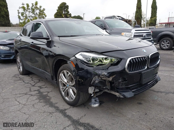 2020 BMW X2 sDrive28i with VIN WBXYH9C08L5R62746, listed as a IAAI auction lot 41788571 with 20,981 mi miles. Bid and sale history available at carsss.com. Image 1.