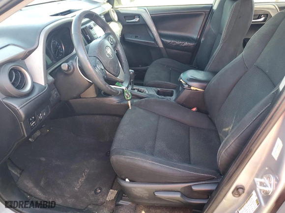 2017 Toyota RAV4 XLE with VIN 2T3WFREV1HW368504, listed as a Copart auction lot 45145145 with 136,235 mi miles and Salvage Title. Bid and sale history available at carsss.com. Image 7.