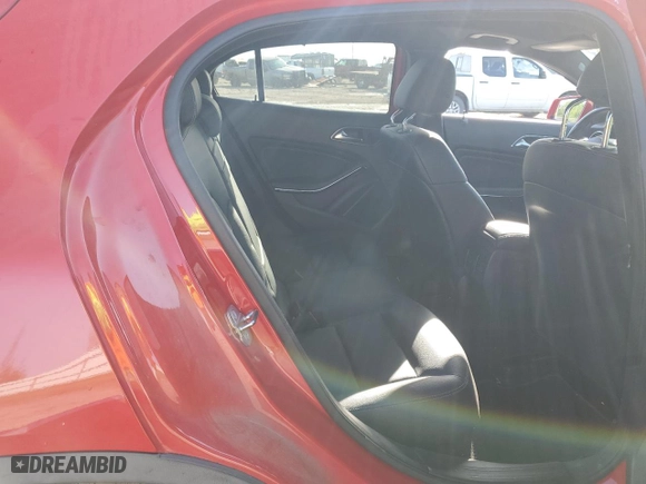 2019 Mercedes-Benz GLA with VIN WDCTG4EB5KU007168, listed as a Copart auction lot 52078605 with 47,873 mi miles and Salvage Title. Bid and sale history available at carsss.com. Image 10.