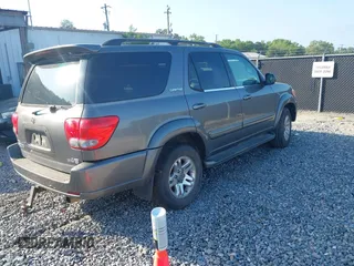 2005 Toyota Sequoia Limited with VIN 5TDZT38A05S248721, listed as a IAAI auction lot 42154610 with 155,469 mi miles and . Bid and sale history available at DreamBid. Image 4.