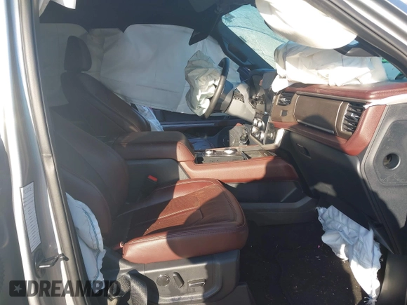 2024 Ford Expedition Max Limited with VIN 1FMJK2A89REA38160, listed as a IAAI auction lot 41769186 with 29,783 mi miles and . Bid and sale history available at DreamBid. Image 5.