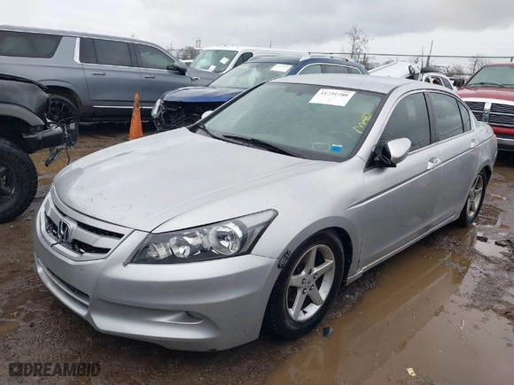 2008 Honda Accord Sdn LX-P with VIN 1HGCP254X8A039072, listed as a IAAI auction lot 41731780 with 252776 miles. Bid and sale history available at carsss.com. Image 2.