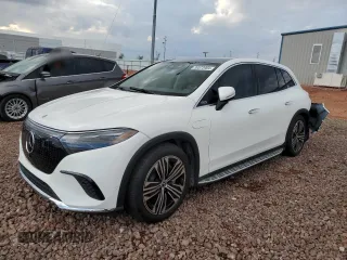 2023 Mercedes-Benz EQS with VIN 4JGDM2DB0PA007723, listed as a Copart auction lot 39572904 with 4,984 mi miles and Salvage Title. Bid and sale history available at carsss.com. Image 1.
