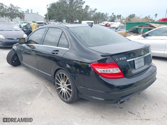 2008 Mercedes-Benz C-Class 3.0L Sport with VIN WDDGF54X98R016468, listed as a IAAI auction lot 40624129 with 158,898 mi miles. Bid and sale history available at carsss.com. Image 3.