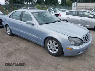 2000 Mercedes-Benz S 320/430/500 z VIN WDBNG75J2YA071359, wystawiony jako IAAI lot #42522108 z przebiegiem 130 687 mil mil oraz . Historia ofert i sprzedaży dostępna na DreamBid. Obrazek 1.