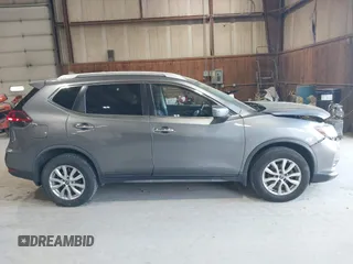2018 Nissan Rogue SV z VIN JN8AT2MV4JW344365, wystawiony jako IAAI lot #42145147 z przebiegiem 95 634 mil mil oraz . Historia ofert i sprzedaży dostępna na DreamBid. Obrazek 13.