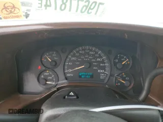 2003 Chevrolet Express Cargo YF7 Upfitter with VIN 1GBFG15T031162552, listed as a Copart auction lot 79677874 with 187,193 mi miles and Salvage title. Bid and sale history available at DreamBid. Image 9.