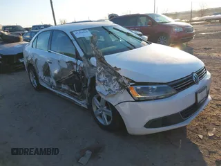 2013 Volkswagen Jetta TDI w/Premium/Nav с VIN 3VWLL7AJ7DM277085, выставлен на аукционе IAAI как лот 41464964 с пробегом 138 521 миль миль и . История ставок и продаж доступна на DreamBid. Изображение 1.
