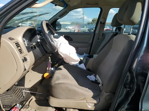 2003 Ford Escape XLS Popular with VIN 1FMYU92173KD49159, listed as a Copart auction lot 75314914 with 0 mi miles and Salvage Title. Bid and sale history available at carsss.com. Image 7.