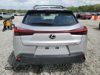 2019 Lexus UX 250h with VIN JTHU9JBH1K2000806, listed as a Copart auction lot 58068005 with 69,661 mi miles and Salvage title. Bid and sale history available at DreamBid. Image 6.