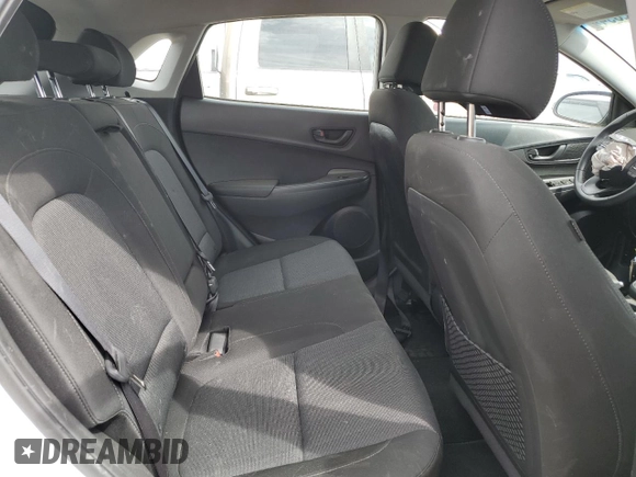 2022 Hyundai Kona SE with VIN KM8K2CAB2NU863916, listed as a Copart auction lot 68952394 with 33,708 mi miles and Salvage Title. Bid and sale history available at carsss.com. Image 10.