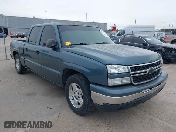 2006 Chevrolet Silverado 1500 LT1 with VIN 2GCEK13Z961322732, listed as a IAAI auction lot 41569252 with 306,896 mi miles. Bid and sale history available at carsss.com. Image 1.