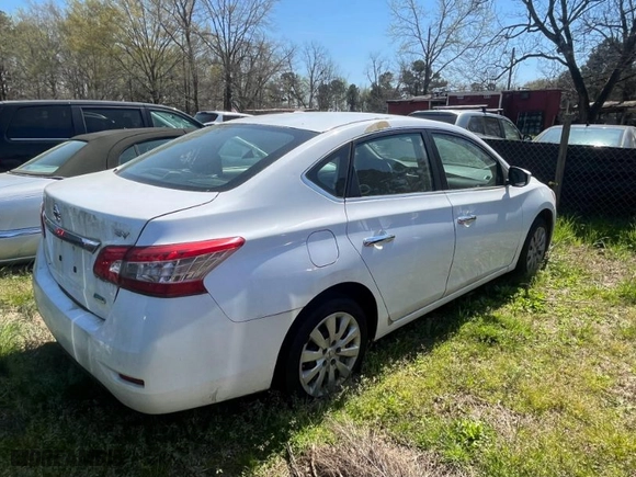 2014 Nissan Sentra SV with VIN 3N1AB7AP9EY308190, listed as a IAAI auction lot 41907552 with 1 mi miles. Bid and sale history available at carsss.com. Image 4.