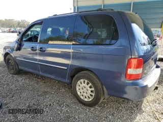 2003 Kia Sedona LX with VIN KNDUP131736448714, listed as a Copart auction lot 82308764 with 91,073 mi miles and Salvage Title. Bid and sale history available at carsss.com. Image 2.