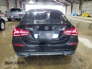 2020 Mercedes-Benz A 220 z VIN W1K3G4EB5LW045467, wystawiony jako Copart lot #50839145 z przebiegiem 104 704 mil mil oraz Szkoda całkowita • Salvage title. Historia ofert i sprzedaży dostępna na DreamBid. Obrazek 6.