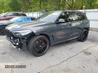 2021 BMW X5 M50i z VIN 5UXJU4C05M9G68228, wystawiony jako Copart lot #52775785 z przebiegiem 40 000 mil mil oraz Szkoda całkowita • Salvage title. Historia ofert i sprzedaży dostępna na DreamBid. Obrazek 1.