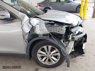 2016 Nissan Rogue S with VIN KNMAT2MVXGP709095, listed as a IAAI auction lot 42014434 with 70,800 mi miles. Bid and sale history available at carsss.com. Image 6.
