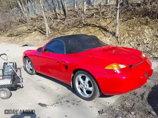2000 Porsche Boxster with VIN WP0CA2982YU622019, listed as a IAAI auction lot 41983172 with 117,575 mi miles. Bid and sale history available at carsss.com. Image 3.