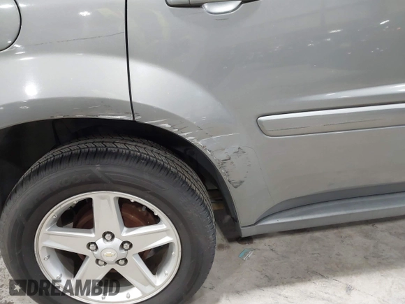 2006 Chevrolet Equinox LT with VIN 2CNDL63F166081372, listed as a IAAI auction lot 41647193 with 82,078 mi miles. Bid and sale history available at carsss.com. Image 6.