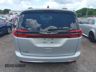 2023 Chrysler Pacifica Limited with VIN 2C4RC1GG8PR506134, listed as a IAAI auction lot 42554422 with 29,378 mi miles and . Bid and sale history available at DreamBid. Image 16.