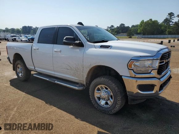 2021 Ram 2500 Big Horn z VIN 3C6UR5DL2MG627980, wystawiony jako Copart lot #51838145 z przebiegiem 130 024 mil mil oraz Szkoda całkowita • Salvage title. Historia ofert i sprzedaży dostępna na DreamBid. Obrazek 4.