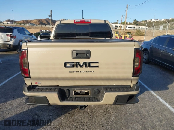 2022 GMC Canyon 2WD Elevation with VIN 1GTG5CEN6N1253637, listed as a IAAI auction lot 41273051 with 27,493 mi miles. Bid and sale history available at carsss.com. Image 16.