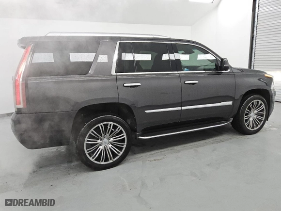 2018 Cadillac Escalade Luxury with VIN 1GYS3BKJ6JR225287, listed as a Copart auction lot 88004955 with 123,734 mi miles and Clean Title. Bid and sale history available at carsss.com. Image 3.