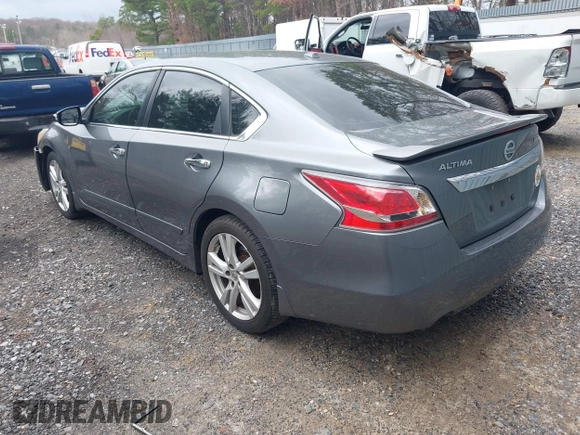 2015 Nissan Altima SL with VIN 1N4BL3AP3FC454656, listed as a IAAI auction lot 41901757 with 107,491 mi miles and . Bid and sale history available at carsss.com. Image 3.