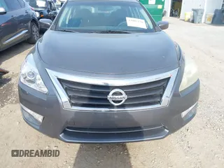 2015 Nissan Altima S with VIN 1N4AL3AP1FN324035, listed as a IAAI auction lot 42005278 with 211,529 mi miles and . Bid and sale history available at DreamBid. Image 12.