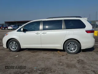 2017 Toyota Sienna XLE Auto Access Seat with VIN 5TDYZ3DC0HS873190, listed as a IAAI auction lot 41977914 with 114,715 mi miles. Bid and sale history available at carsss.com. Image 14.
