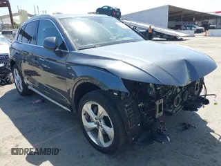 2023 Audi Q5 S line Premium Plus z VIN WA1EAAFY6P2191826, wystawiony jako IAAI lot #42183924 z przebiegiem 6 972 mil mil oraz . Historia ofert i sprzedaży dostępna na DreamBid. Obrazek 1.
