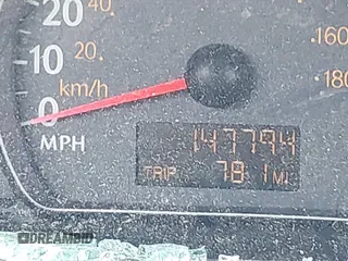 2003 Saturn ION ION 2 z VIN 1G8AJ52F63Z122209, wystawiony jako IAAI lot #42104922 z przebiegiem 147 794 mil mil oraz . Historia ofert i sprzedaży dostępna na DreamBid. Obrazek 16.