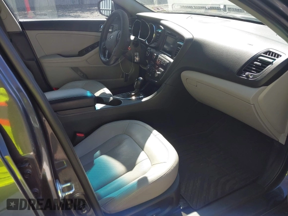 2011 Kia Optima EX with VIN KNAGN4A61B5131919, listed as a IAAI auction lot 41740091 with 102,065 mi miles and . Bid and sale history available at carsss.com. Image 5.