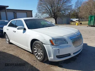 2013 Chrysler 300 with VIN 2C3CCAAG7DH509272, listed as a IAAI auction lot 41773222 with 1 mi miles. Bid and sale history available at carsss.com. Image 1.