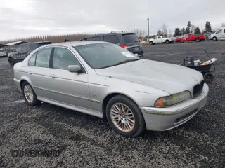 2001 BMW 5 Series 530iA with VIN WBADT63431CF04598, listed as a IAAI auction lot 41449729 with 1 mi miles. Bid and sale history available at carsss.com. Image 1.