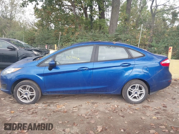 2018 Ford Fiesta SE with VIN 3FADP4BJ4JM132094, listed as a IAAI auction lot 40393706 with 142,494 mi miles. Bid and sale history available at carsss.com. Image 14.