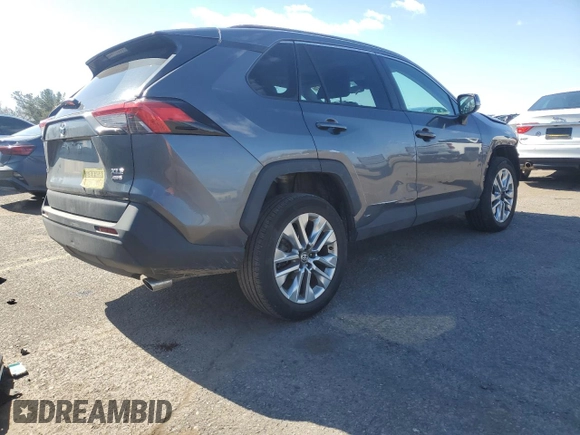 2021 Toyota RAV4 XLE Premium with VIN 2T3A1RFV4MC193667, listed as a Copart auction lot 48061175 with 19,845 mi miles and Salvage title. Bid and sale history available at DreamBid. Image 3.