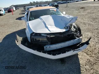 2014 Chevrolet Camaro LT z VIN 2G1FC3D33E9181933, wystawiony jako Copart lot #86049524 z przebiegiem Nie podano mil oraz Szkoda całkowita • Salvage title. Historia ofert i sprzedaży dostępna na DreamBid. Obrazek 10.