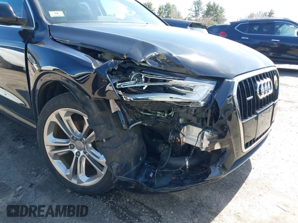 2015 Audi Q3 Premium Plus z VIN WA1EFCFS8FR008411, wystawiony jako IAAI lot #42000959 z przebiegiem 54 840 mil mil oraz . Historia ofert i sprzedaży dostępna na DreamBid. Obrazek 6.