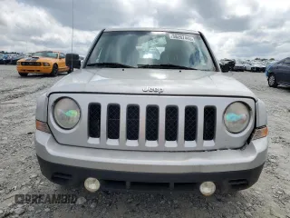 2013 Jeep Patriot Sport z VIN 1C4NJPBA1DD272816, wystawiony jako Copart lot #58267445 z przebiegiem 74 099 mil mil oraz Szkoda całkowita • Salvage title. Historia ofert i sprzedaży dostępna na DreamBid. Obrazek 5.