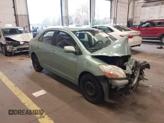 2007 Toyota Yaris with VIN JTDBT903X71056577, listed as a IAAI auction lot 41582477 with 1 mi miles. Bid and sale history available at carsss.com. Image 1.
