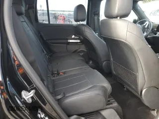 2022 Mercedes-Benz EQB 300 z VIN W1N9M0KB5NN012464, wystawiony jako Copart lot #42521714 z przebiegiem 11 889 mil mil oraz . Historia ofert i sprzedaży dostępna na DreamBid. Obrazek 11.