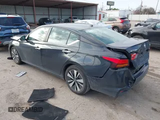 2022 Nissan Altima 2.5 SV with VIN 1N4BL4DV3NN351174, listed as a IAAI auction lot 41585827 with 94,316 mi miles. Bid and sale history available at carsss.com. Image 3.