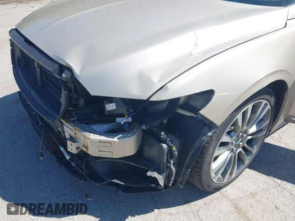 2017 Lincoln Continental Reserve with VIN 1LN6L9NP9H5616821, listed as a IAAI auction lot 42217250 with 88,138 mi miles and . Bid and sale history available at DreamBid. Image 6.