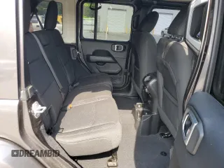 2018 Jeep Wrangler Unlimited Sahara z VIN 1C4HJXENXJW325069, wystawiony jako Copart lot #57405885 z przebiegiem 74 052 mil mil oraz Czysty tytuł • Clean title. Historia ofert i sprzedaży dostępna na DreamBid. Obrazek 10.