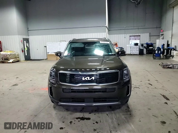 2022 Kia Telluride S with VIN 5XYP6DHCXNG285875, listed as a Copart auction lot 47602445 with 43,214 mi miles and Salvage title. Bid and sale history available at DreamBid. Image 12.