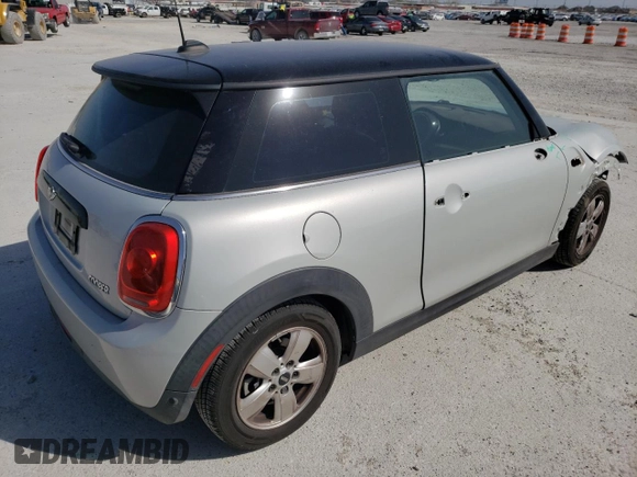 2017 MINI Hardtop Cooper with VIN WMWXP5C31H2F60901, listed as a Copart auction lot 49279985 with 75,749 mi miles and Clean title. Bid and sale history available at DreamBid. Image 3.