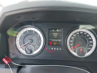 2018 Ram 1500 Express z VIN 1C6RR7FG2JS285033, wystawiony jako IAAI lot #42278751 z przebiegiem 203 340 mil mil oraz . Historia ofert i sprzedaży dostępna na DreamBid. Obrazek 7.