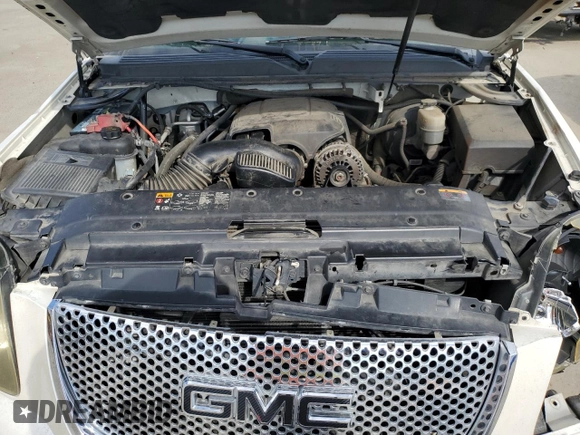 2012 GMC Yukon Denali with VIN 1GKS2EEF0CR181781, listed as a Copart auction lot 46370395 with 177,592 mi miles and Salvage Title. Bid and sale history available at carsss.com. Image 12.