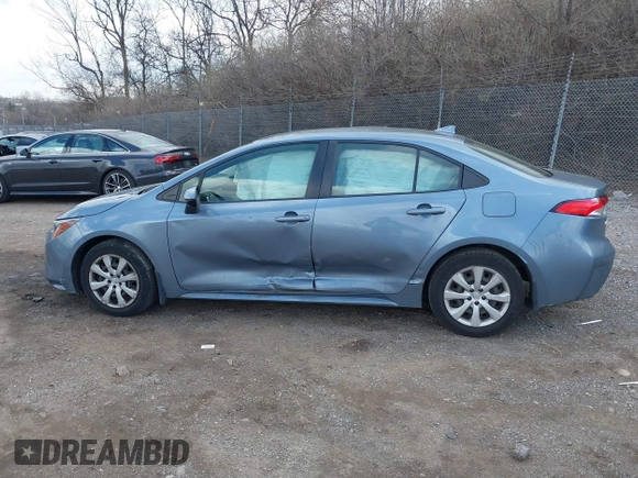 2020 Toyota Corolla LE with VIN JTDEPRAE3LJ007619, listed as a IAAI auction lot 41890730 with 43,481 mi miles. Bid and sale history available at carsss.com. Image 15.